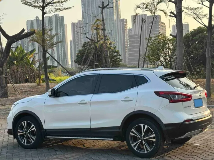 2021 Nissan Qashqai 2.0L 151HP L4 CVT,autocango,china used car exporter,china ev exporter,chinese used car exporter,chinese used ev exporter