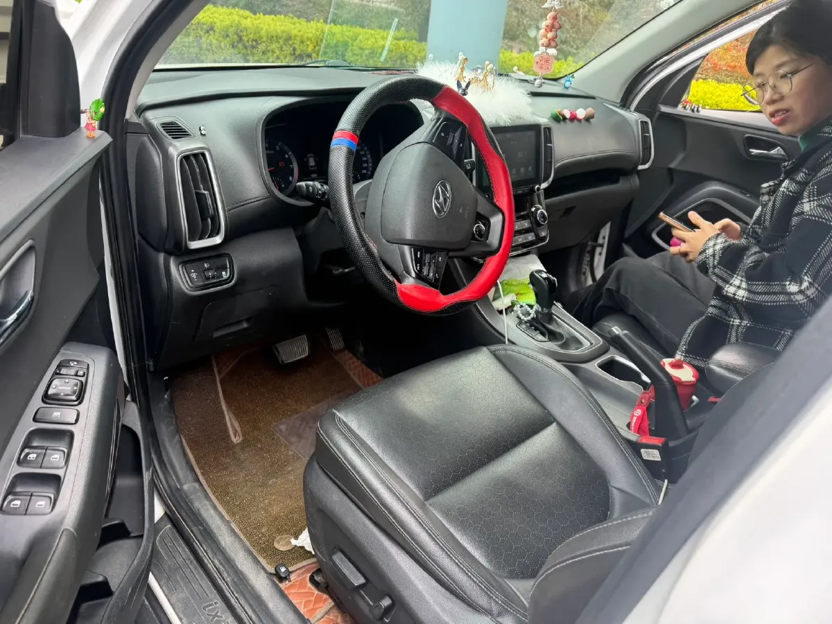 2018 Hyundai ix35 2.0L 160HP L4 6AT,autocango,china used car exporter,china ev exporter,chinese used car exporter,chinese used ev exporter