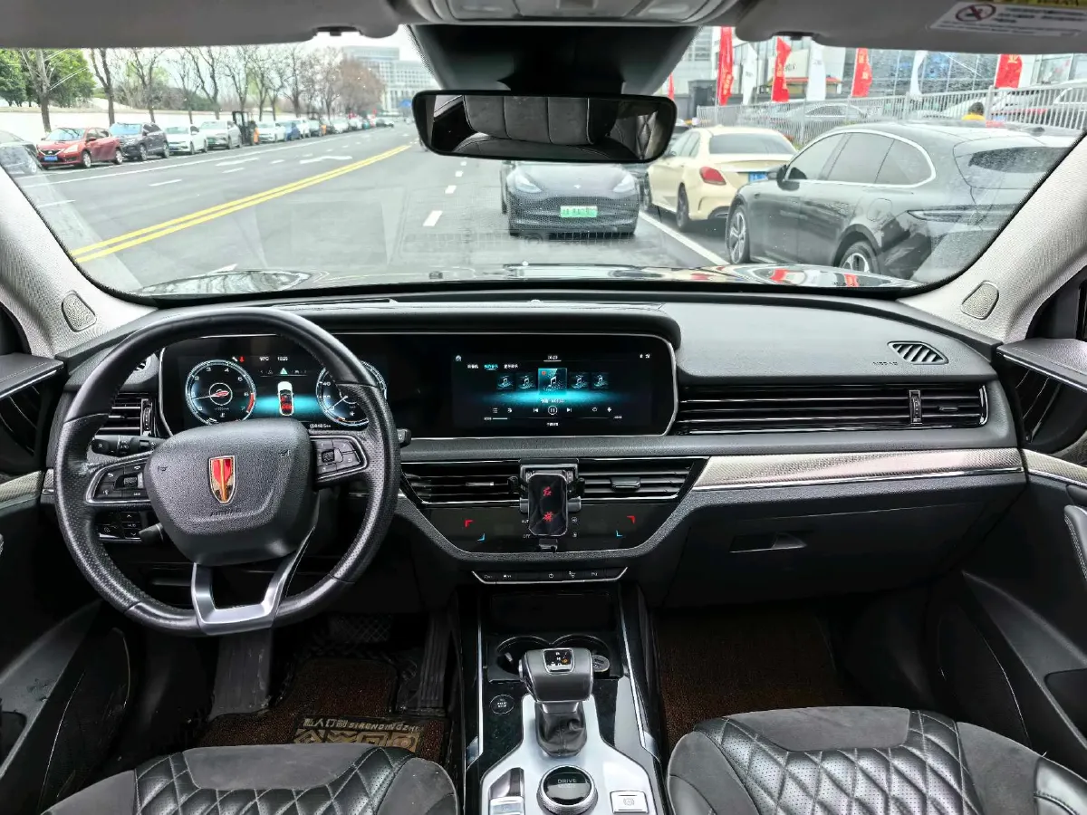 2019 HongQi HS5 2.0T 224HP L4 6AT,autocango,china used car exporter,china ev exporter,chinese used car exporter,chinese used ev exporter