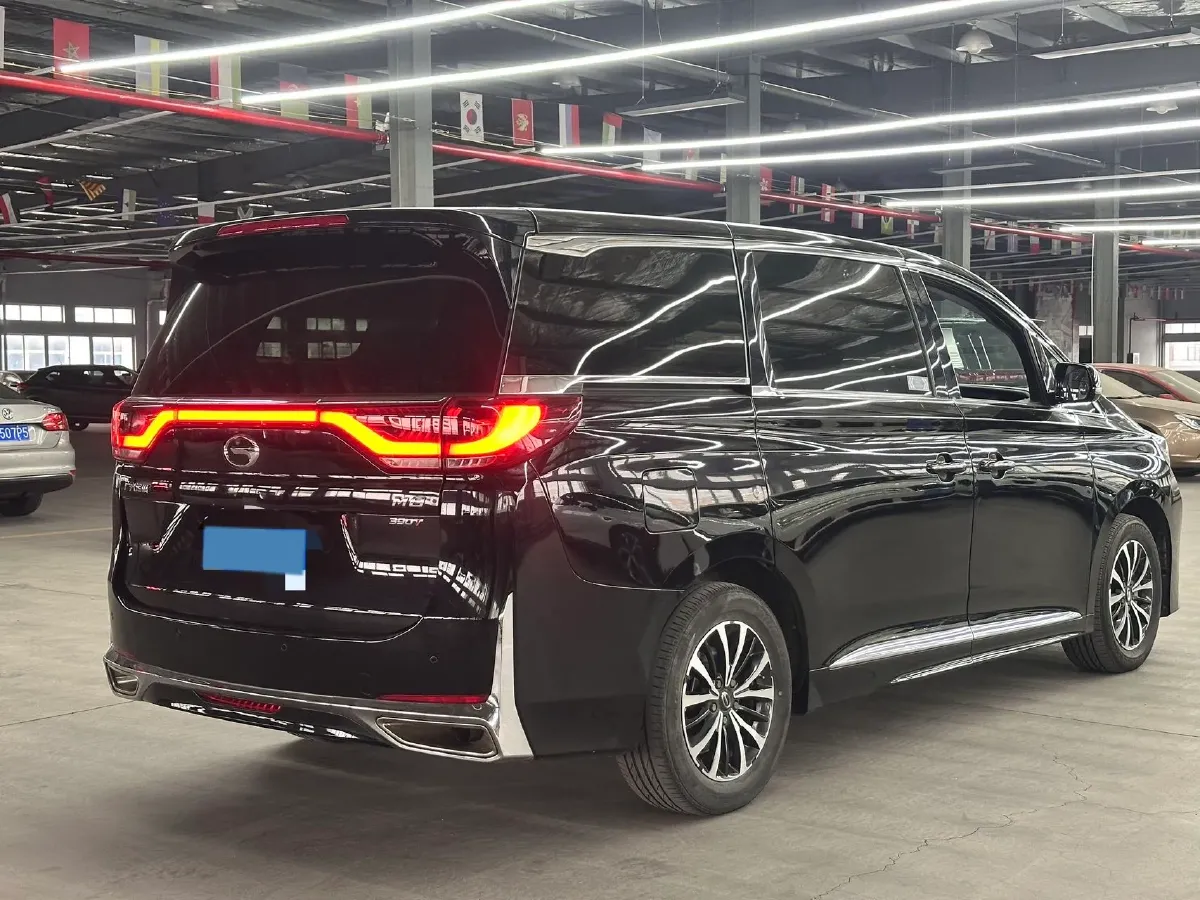 2021 GAC Trumpchi M8 2.0T 252HP L4 8AT,autocango,china used car exporter,china ev exporter,chinese used car exporter,chinese used ev exporter