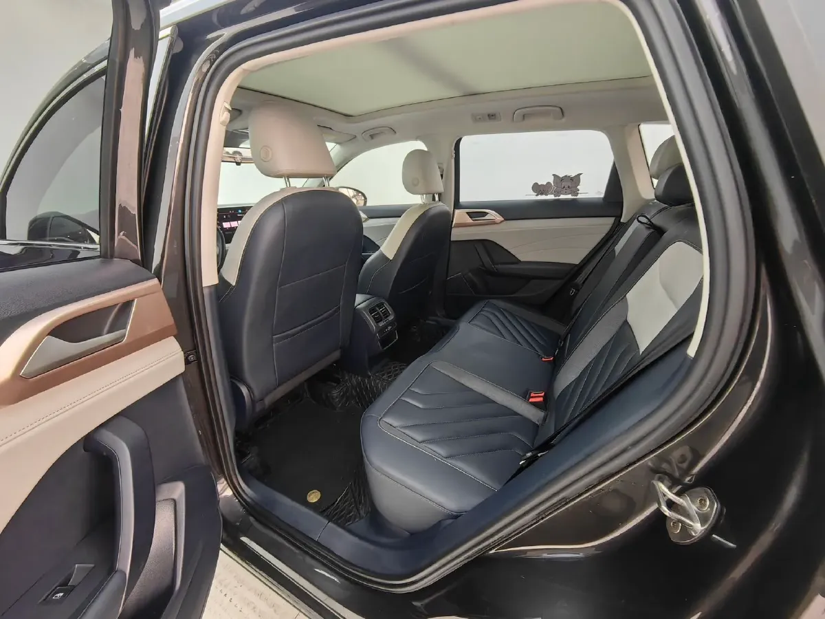 2024 Volkswagen Tharu 1.5T 160HP L4 7DCT,autocango,china used car exporter,china ev exporter,chinese used car exporter,chinese used ev exporter