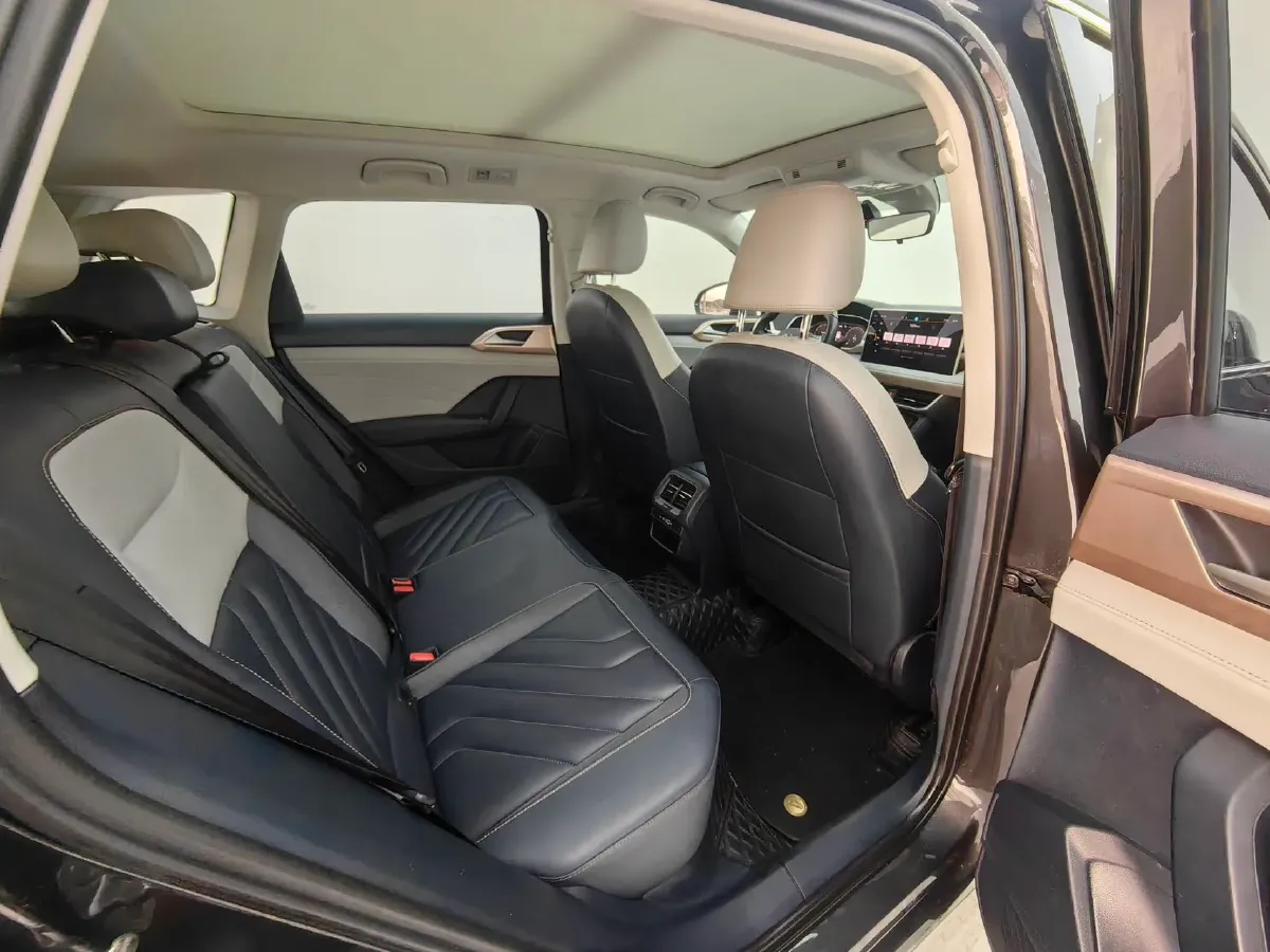 2024 Volkswagen Tharu 1.5T 160HP L4 7DCT,autocango,china used car exporter,china ev exporter,chinese used car exporter,chinese used ev exporter