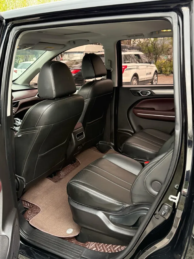 2021 GAC Trumpchi M6 1.5T 169HP L4 7DCT,autocango,china used car exporter,china ev exporter,chinese used car exporter,chinese used ev exporter