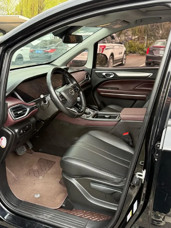 2021 GAC Trumpchi M6 1.5T 169HP L4 7DCT,autocango,china used car exporter,china ev exporter,chinese used car exporter,chinese used ev exporter