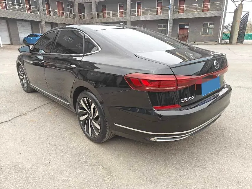 2024 Volkswagen Passat 2.0T 186HP L4 7DCT,autocango,china used car exporter,china ev exporter,chinese used car exporter,chinese used ev exporter