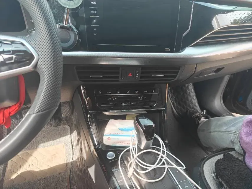 2024 Volkswagen Passat 2.0T 186HP L4 7DCT,autocango,china used car exporter,china ev exporter,chinese used car exporter,chinese used ev exporter