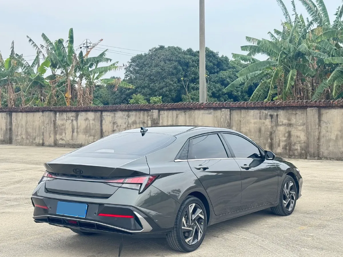 2023 Hyundai Elantra 1.5L 115HP L4 CVT,autocango,china used car exporter,china ev exporter,chinese used car exporter,chinese used ev exporter