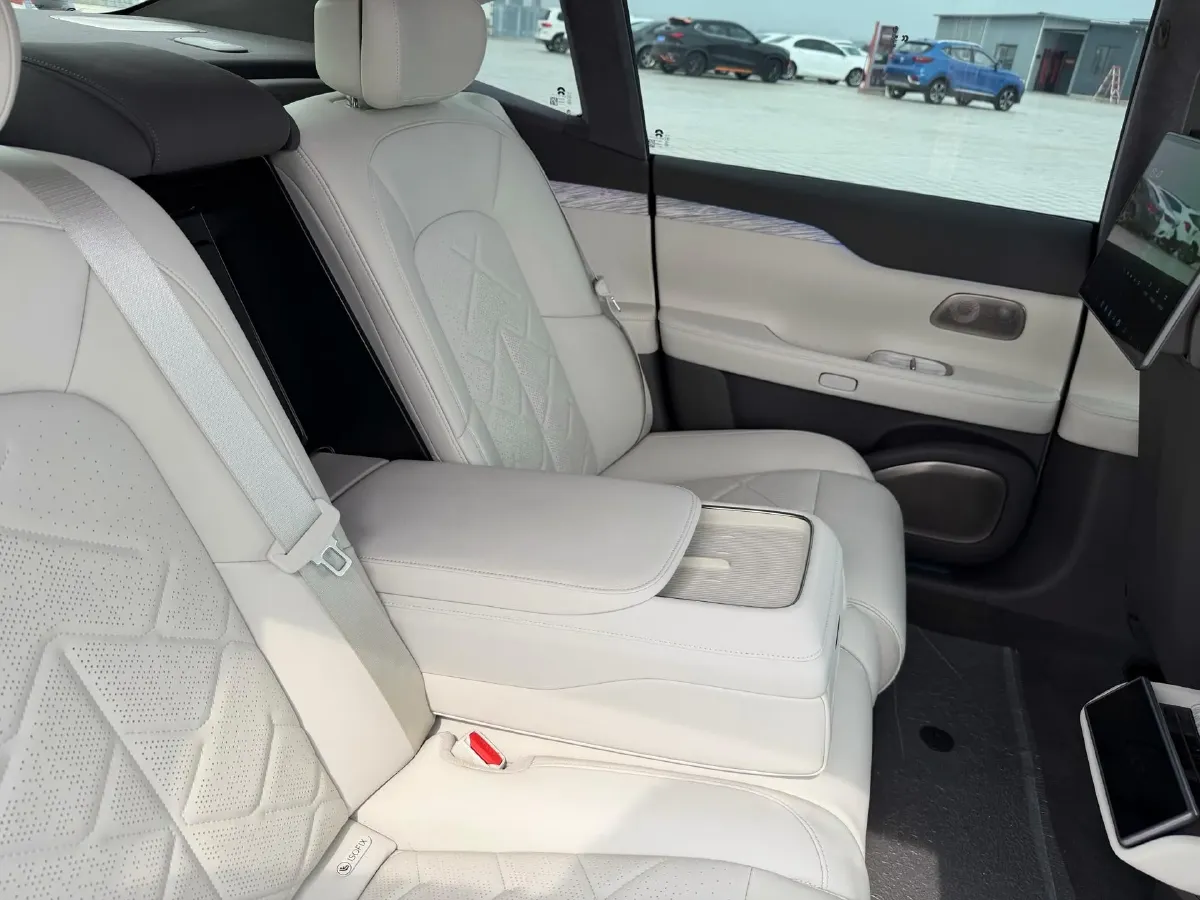 2024 NIO ET7 BEV 75KWH,autocango,china used car exporter,china ev exporter,chinese used car exporter,chinese used ev exporter