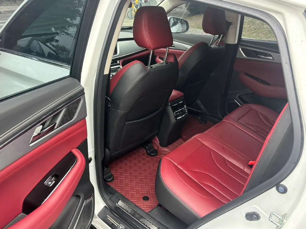 2021 ChangAn CS85 Coupe 1.5T 178HP L4 7DCT,autocango,china used car exporter,china ev exporter,chinese used car exporter,chinese used ev exporter