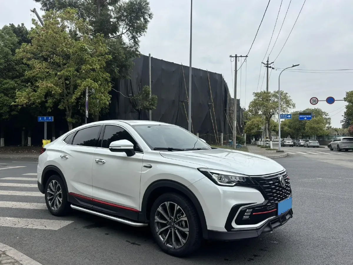 2021 ChangAn CS85 Coupe 1.5T 178HP L4 7DCT,autocango,china used car exporter,china ev exporter,chinese used car exporter,chinese used ev exporter