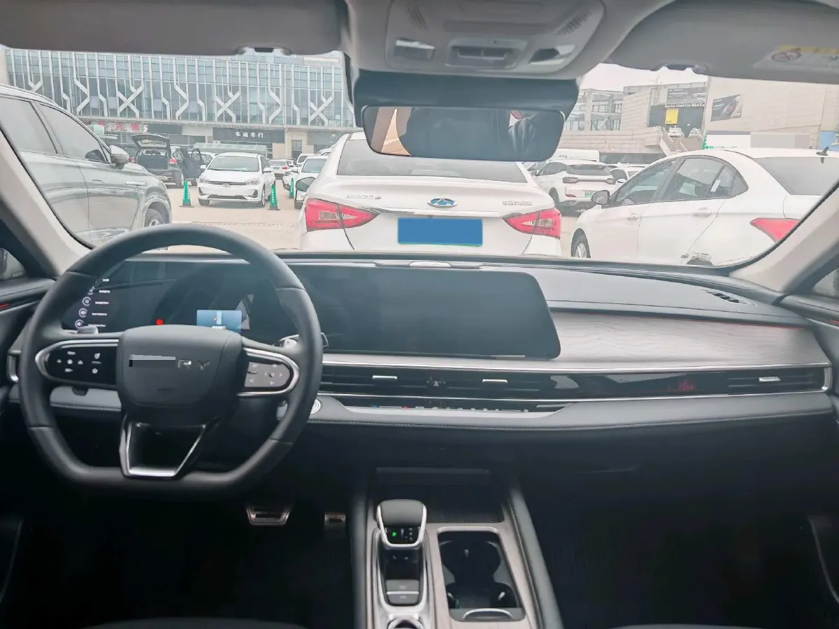 2025 Chery Arrizo 8 2.0T 254HP L4 7DCT,autocango,china used car exporter,china ev exporter,chinese used car exporter,chinese used ev exporter