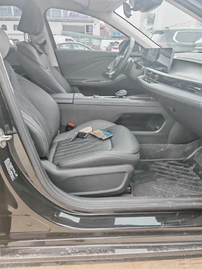 2025 Chery Arrizo 8 2.0T 254HP L4 7DCT,autocango,china used car exporter,china ev exporter,chinese used car exporter,chinese used ev exporter