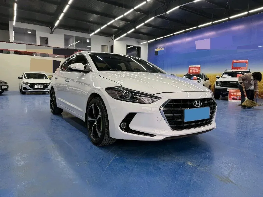 2020 Hyundai Elantra 1.5L 115HP L4 CVT,autocango,china used car exporter,china ev exporter,chinese used car exporter,chinese used ev exporter