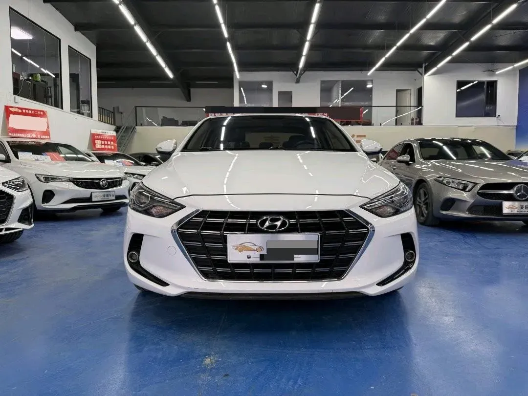 2020 Hyundai Elantra 1.5L 115HP L4 CVT,autocango,china used car exporter,china ev exporter,chinese used car exporter,chinese used ev exporter