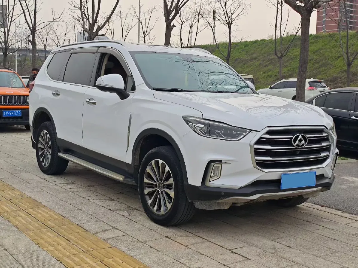2017 MAXUS D90 2.0T 224HP L4 6AT,autocango,china used car exporter,china ev exporter,chinese used car exporter,chinese used ev exporter