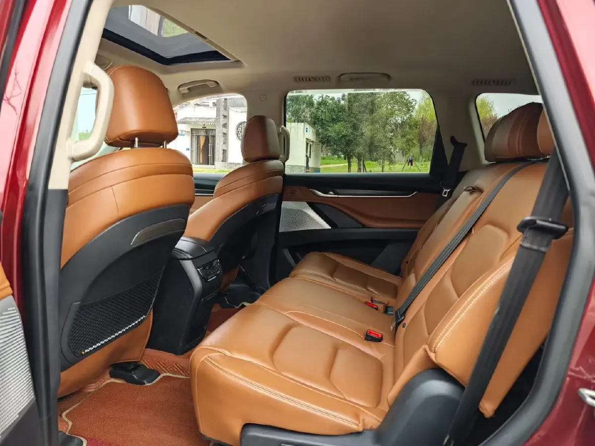 2017 MAXUS D90 2.0T 224HP L4 6AT,autocango,china used car exporter,china ev exporter,chinese used car exporter,chinese used ev exporter