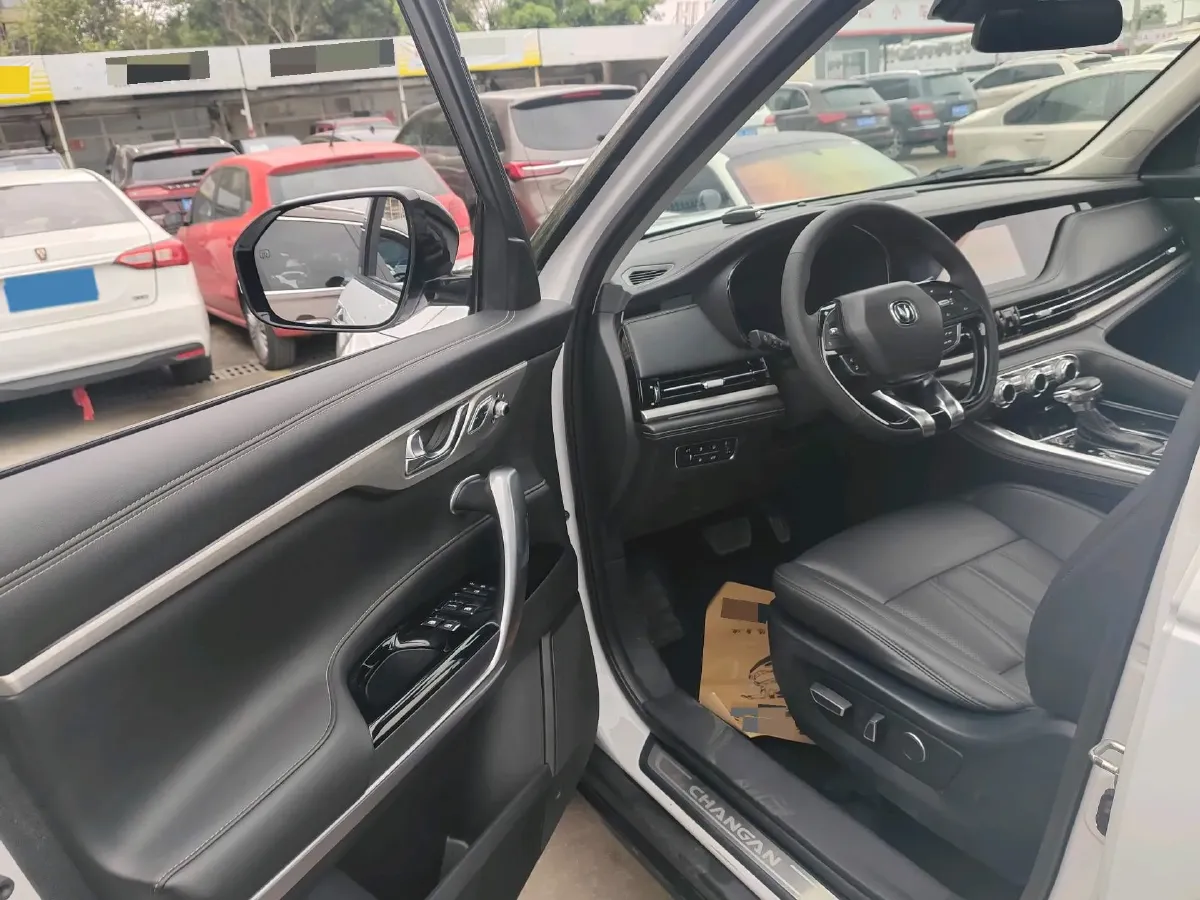 2019 ChangAn CS95 2.0T 233HP L4 6AT,autocango,china used car exporter,china ev exporter,chinese used car exporter,chinese used ev exporter