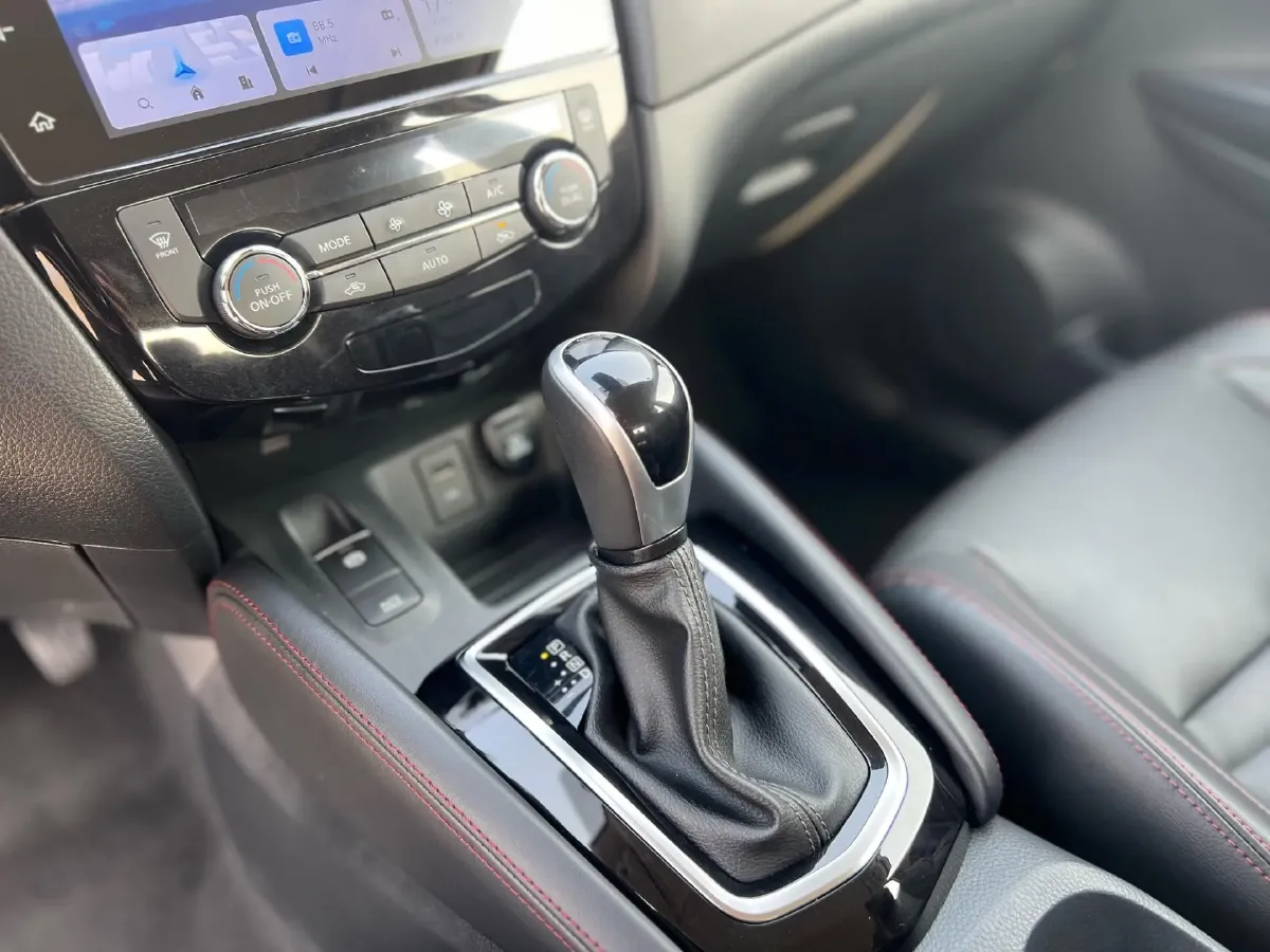 2022 Nissan Qashqai 2.0L 151HP L4 CVT,autocango,china used car exporter,china ev exporter,chinese used car exporter,chinese used ev exporter