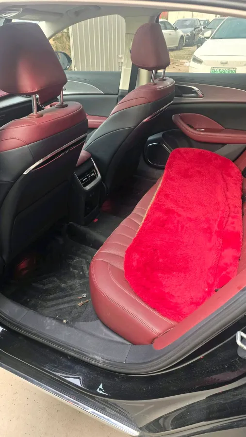 2023 HongQi H5 1.5T 169HP L4 7DCT,autocango,china used car exporter,china ev exporter,chinese used car exporter,chinese used ev exporter