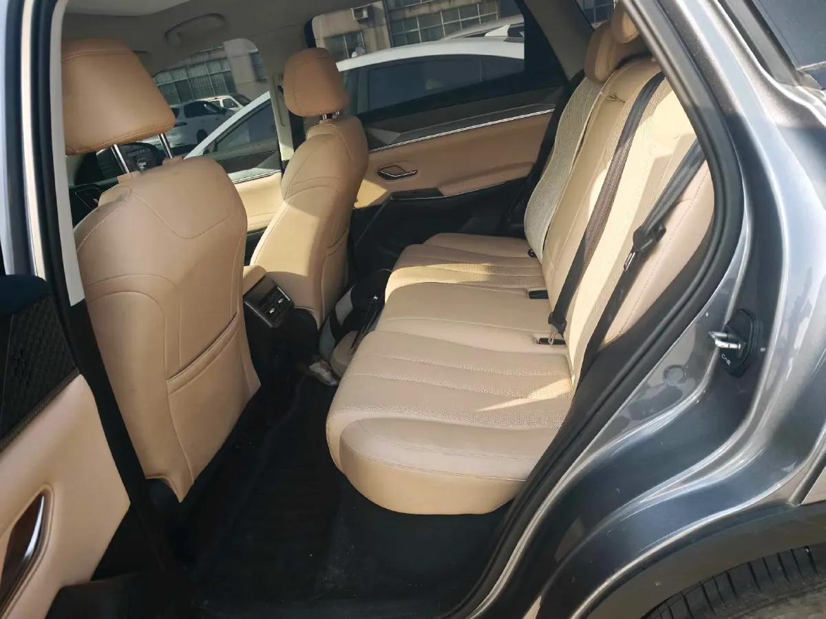 2025 BYD Song Pro 1.5L 101HP L4 E-CVT PHEV 18.3KWH,autocango,china used car exporter,china ev exporter,chinese used car exporter,chinese used ev exporter