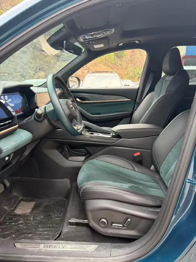 2021 Geely Monjaro 2.0T 218HP L4 7DCT,autocango,china used car exporter,china ev exporter,chinese used car exporter,chinese used ev exporter