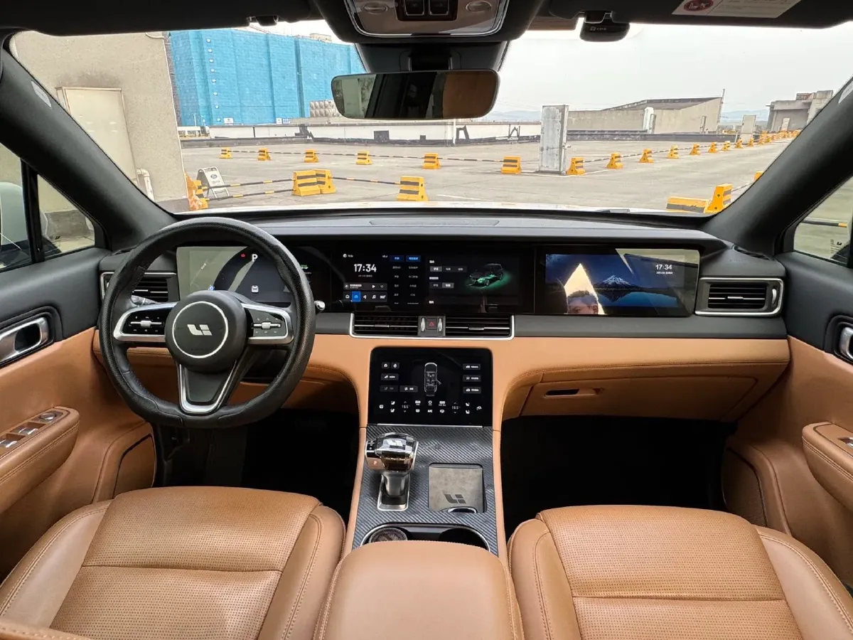 2021 Li ONE Range Extended 131HP REEV 40.5KWH,autocango,china used car exporter,china ev exporter,chinese used car exporter,chinese used ev exporter