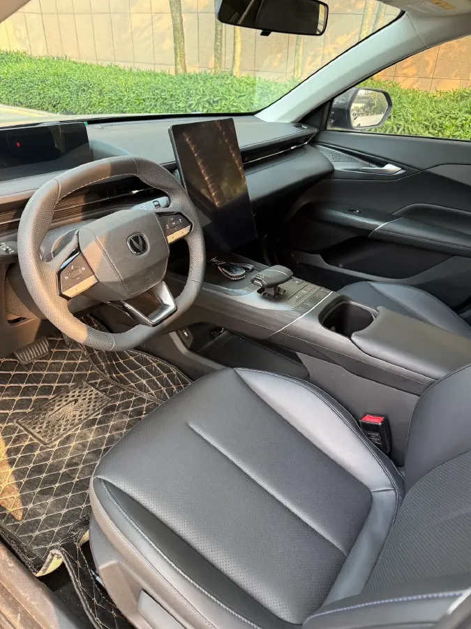 2024 ChangAn Eado 1.5T 170HP L4 7DCT,autocango,china used car exporter,china ev exporter,chinese used car exporter,chinese used ev exporter