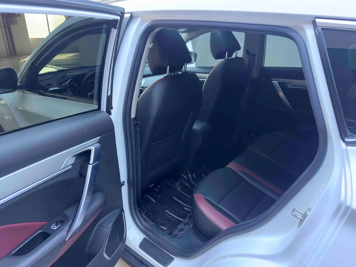 2021 Geely Coolray 1.4T 141HP L4 6DCT,autocango,china used car exporter,china ev exporter,chinese used car exporter,chinese used ev exporter