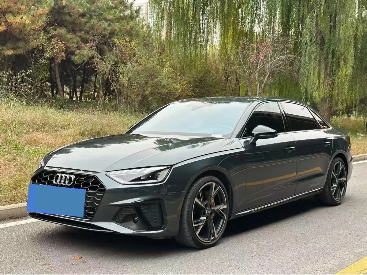2024 Audi A4L 2.0T 190HP L4 7DCT,autocango,china used car exporter,china ev exporter,chinese used car exporter,chinese used ev exporter