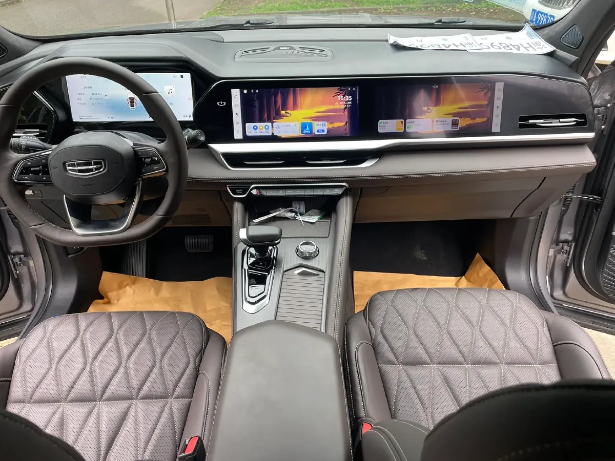 2025 Geely Monjaro 2.0T 238HP L4 8AT,autocango,china used car exporter,china ev exporter,chinese used car exporter,chinese used ev exporter