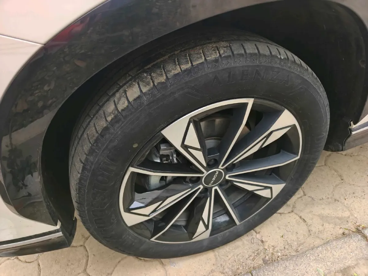 2023 Roewe RX5 1.5T 188HP L4 7DCT,autocango,china used car exporter,china ev exporter,chinese used car exporter,chinese used ev exporter