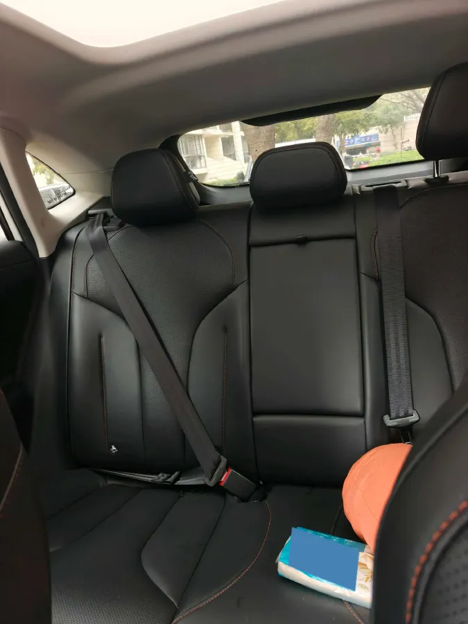 2023 Roewe RX5 1.5T 188HP L4 7DCT,autocango,china used car exporter,china ev exporter,chinese used car exporter,chinese used ev exporter