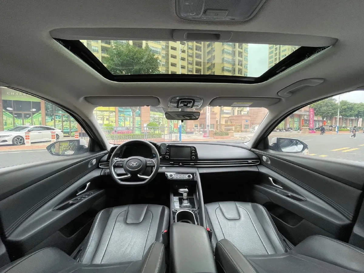 2022 Hyundai Elantra 1.5L 115HP L4 CVT,autocango,china used car exporter,china ev exporter,chinese used car exporter,chinese used ev exporter