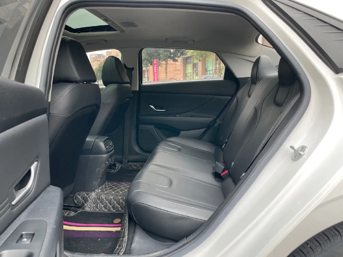 2022 Hyundai Elantra 1.5L 115HP L4 CVT,autocango,china used car exporter,china ev exporter,chinese used car exporter,chinese used ev exporter