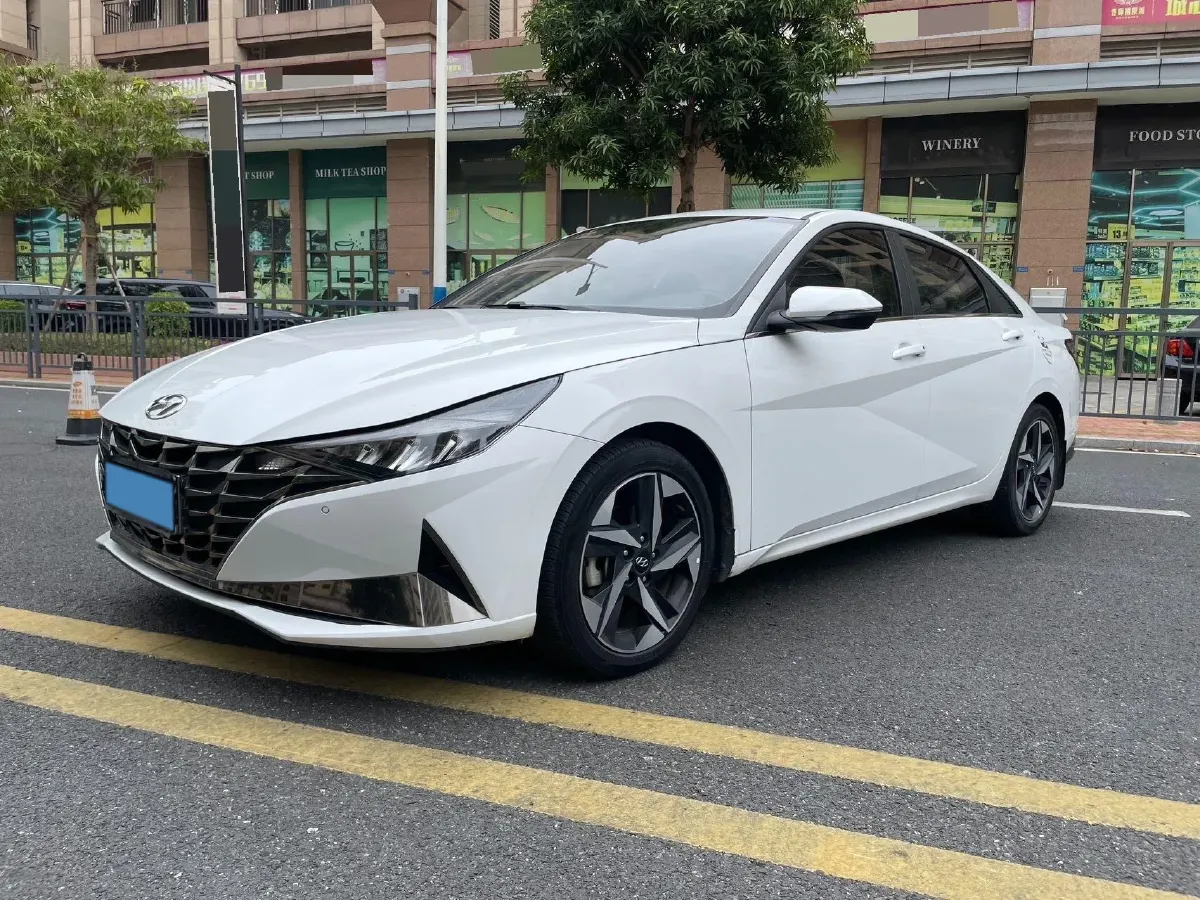 2022 Hyundai Elantra 1.5L 115HP L4 CVT,autocango,china used car exporter,china ev exporter,chinese used car exporter,chinese used ev exporter