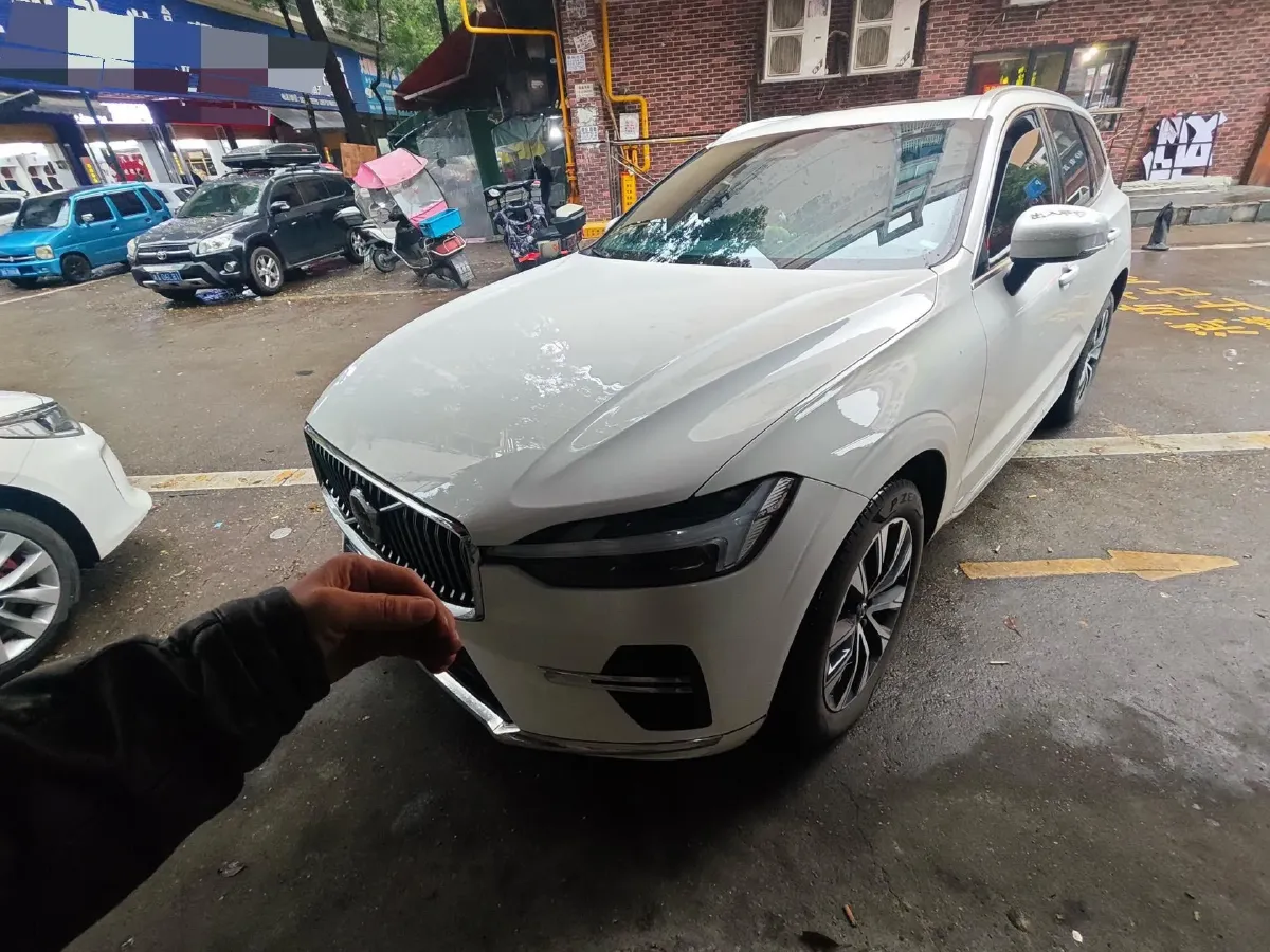 2024 Volvo XC60 2.0T 250HP L4 8AT,autocango,china used car exporter,china ev exporter,chinese used car exporter,chinese used ev exporter