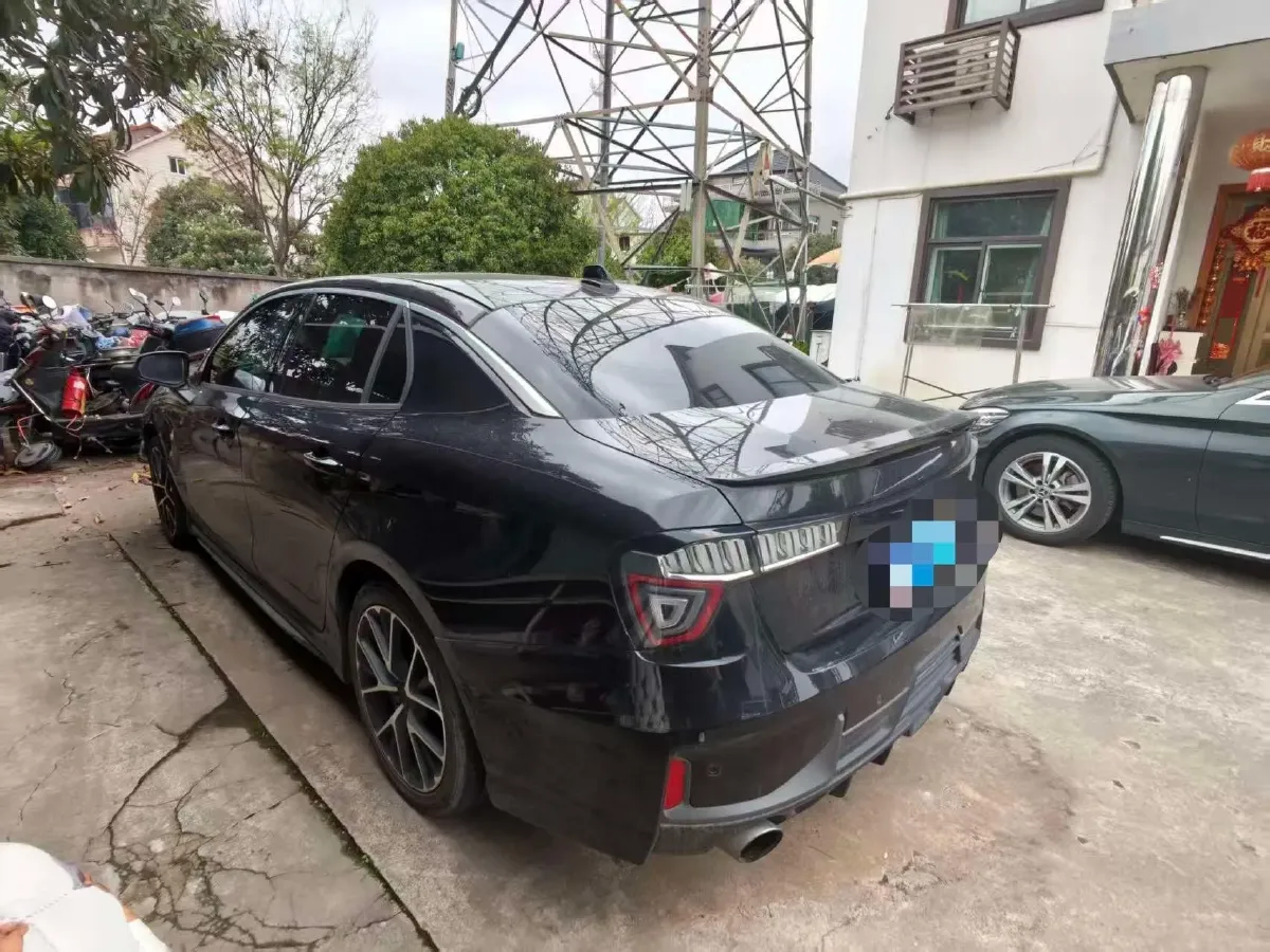 2018 Toyota C-HR 2.0L 171HP L4 CVT,autocango,china used car exporter,china ev exporter,chinese used car exporter,chinese used ev exporter