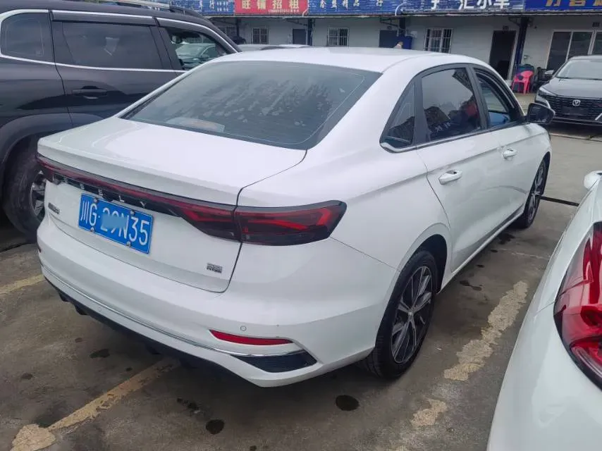 2022 Geely Emgrand 1.5L 114HP L4 CVT,autocango,china used car exporter,china ev exporter,chinese used car exporter,chinese used ev exporter