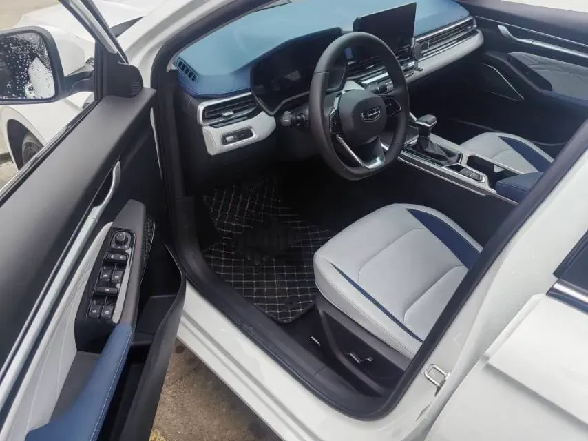 2022 Geely Emgrand 1.5L 114HP L4 CVT,autocango,china used car exporter,china ev exporter,chinese used car exporter,chinese used ev exporter