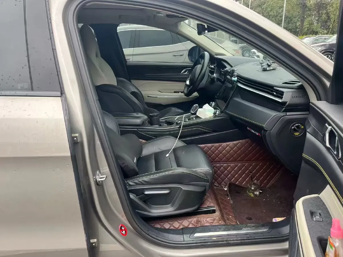 2020 LYNK&CO 05 2.0T 254HP L4 8AT,autocango,china used car exporter,china ev exporter,chinese used car exporter,chinese used ev exporter