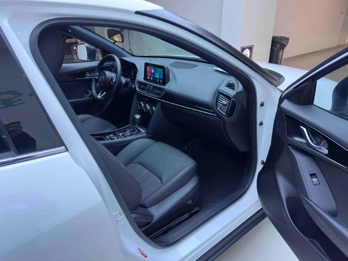 2021 Mazda CX-4 2.0L 158HP L4 6AT,autocango,china used car exporter,china ev exporter,chinese used car exporter,chinese used ev exporter