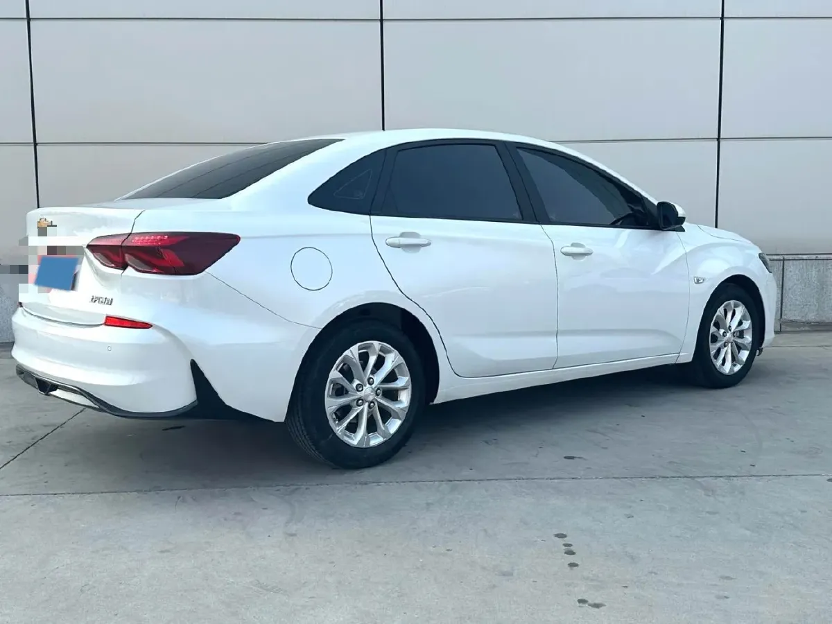 2023 Chevrolet Monza 1.5L 113HP L4 6DCT,autocango,china used car exporter,china ev exporter,chinese used car exporter,chinese used ev exporter