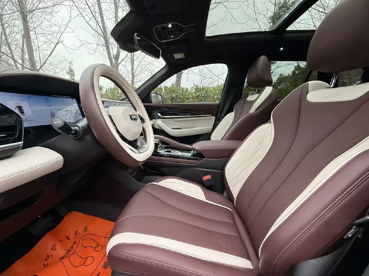 2021 Geely Monjaro 2.0T 218HP L4 7DCT,autocango,china used car exporter,china ev exporter,chinese used car exporter,chinese used ev exporter