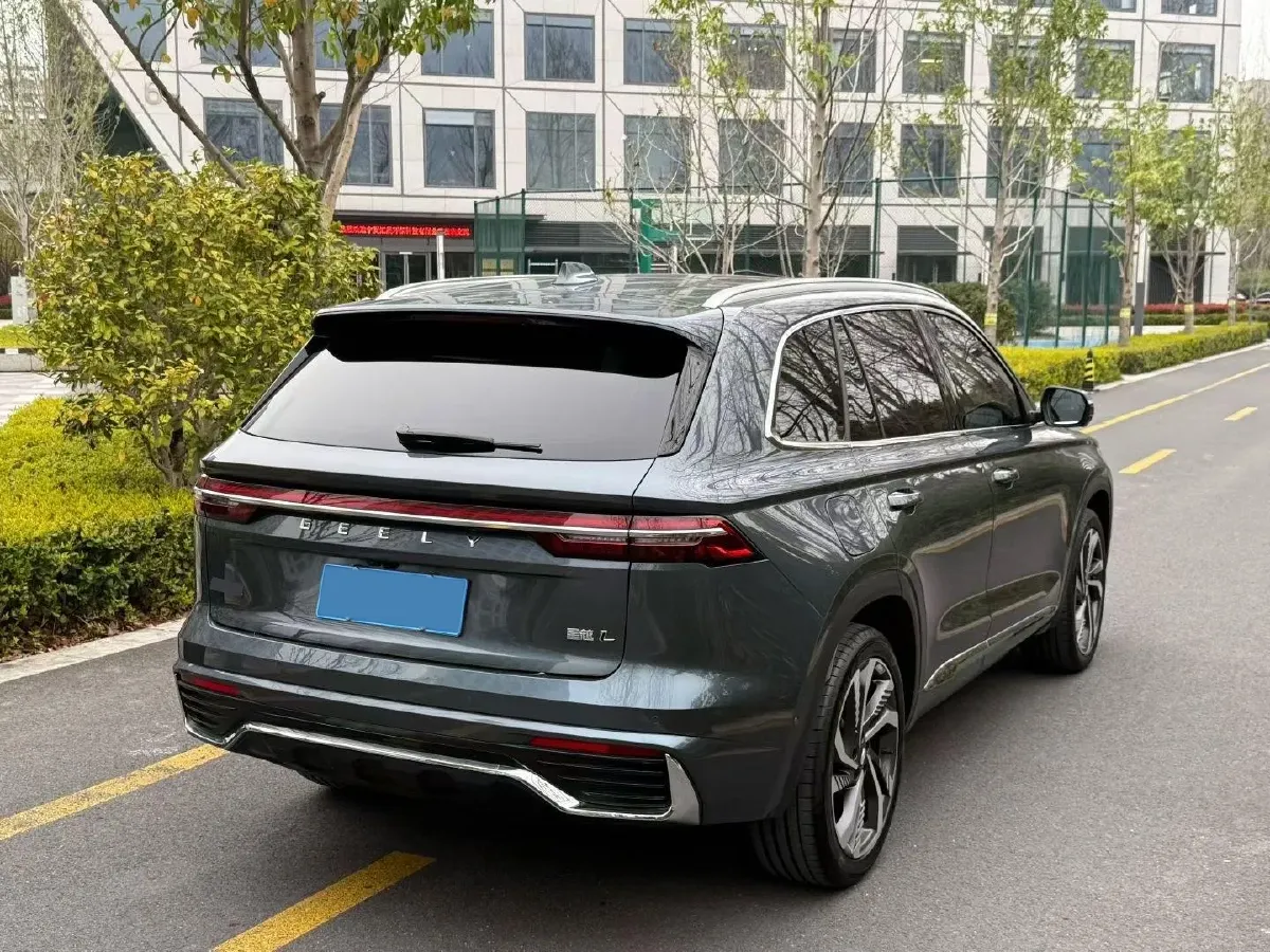 2021 Geely Monjaro 2.0T 218HP L4 7DCT,autocango,china used car exporter,china ev exporter,chinese used car exporter,chinese used ev exporter
