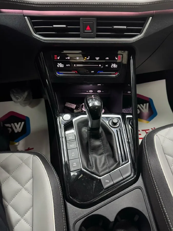 2023 Volkswagen Tayron 1.4T 150HP L4 7DCT,autocango,china used car exporter,china ev exporter,chinese used car exporter,chinese used ev exporter