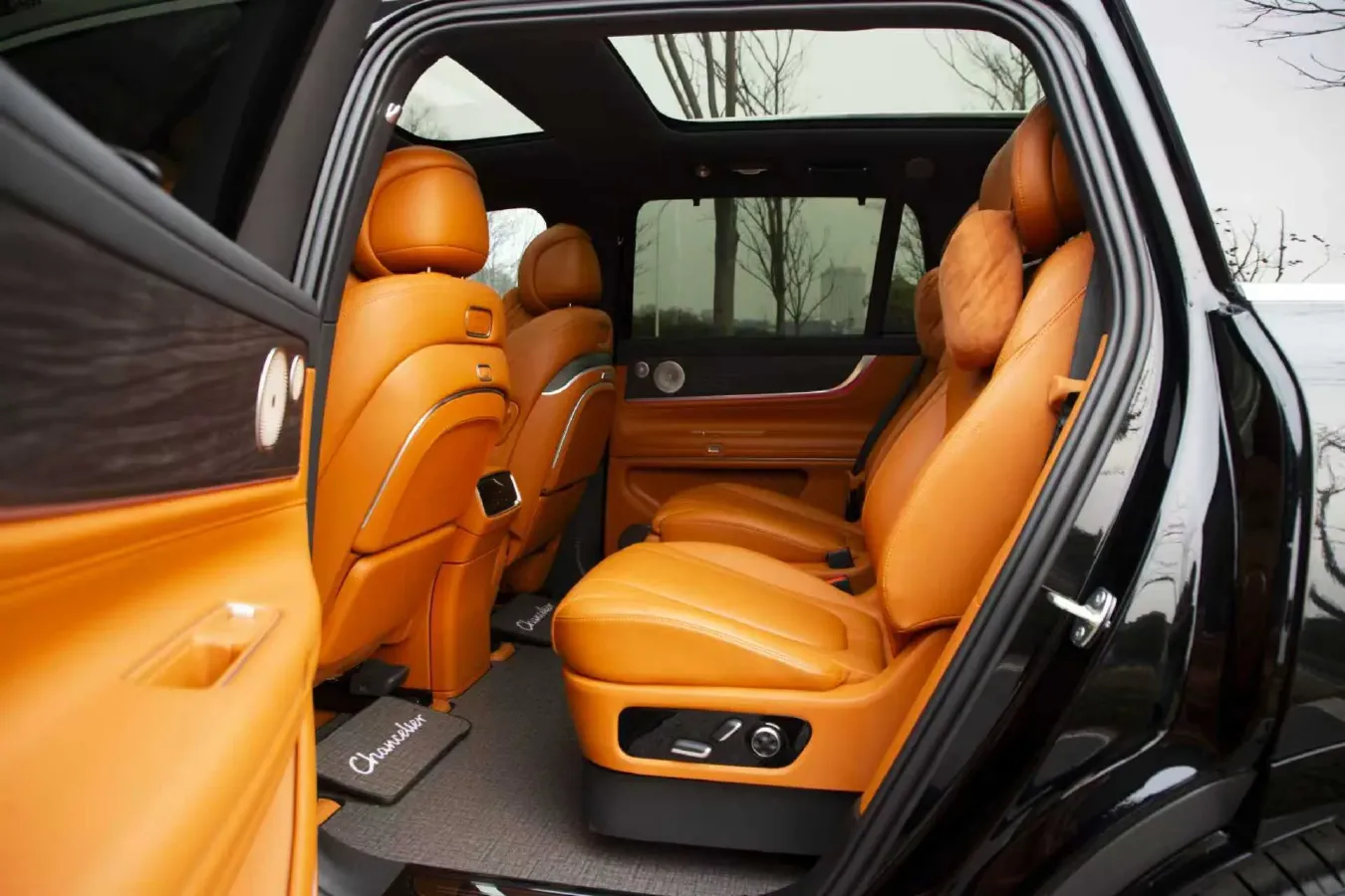 2024 AITO AITO M9 1.5T 152HP L4 REEV 42KWH,autocango,china used car exporter,china ev exporter,chinese used car exporter,chinese used ev exporter