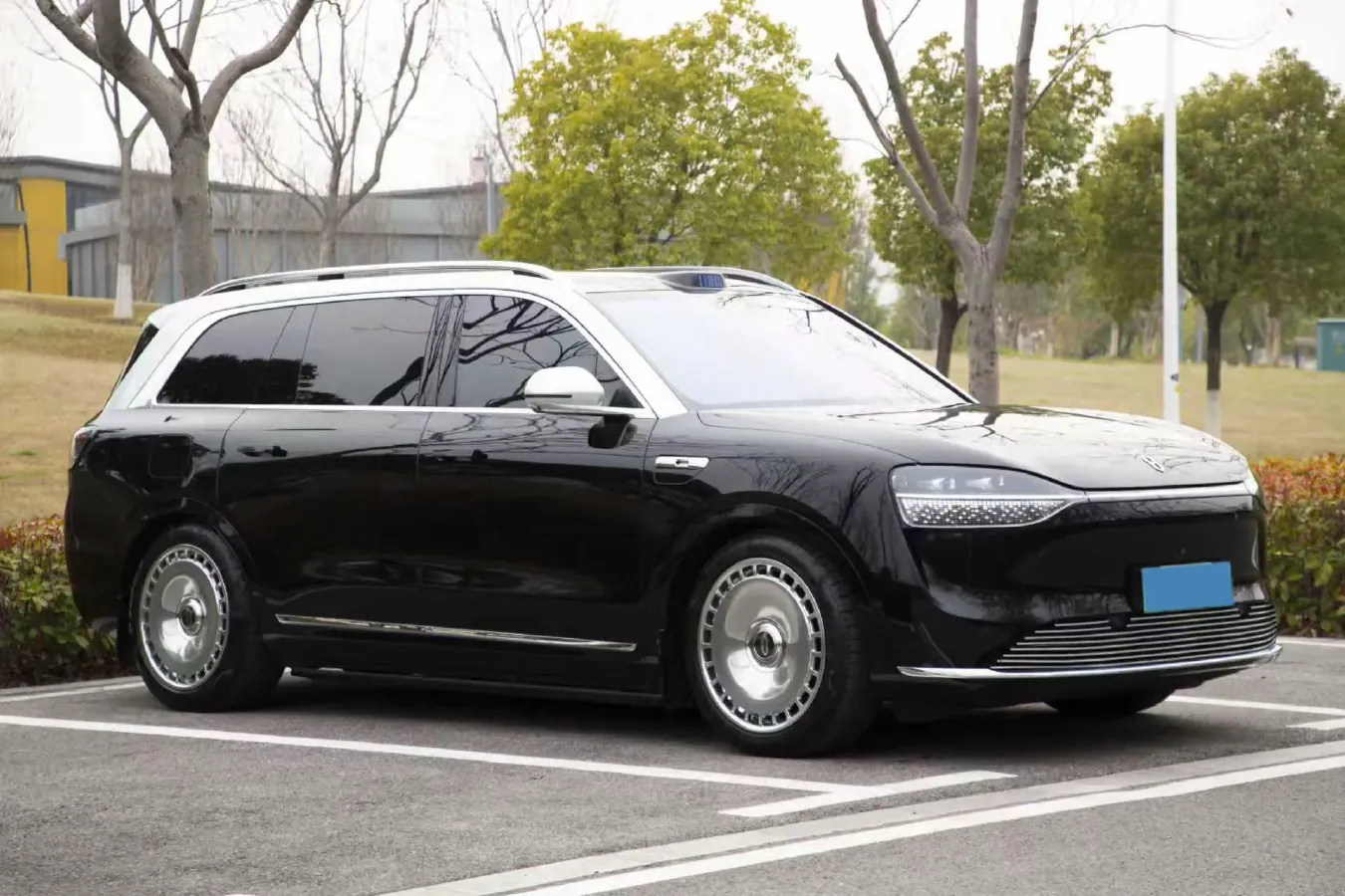 2024 AITO AITO M9 1.5T 152HP L4 REEV 42KWH,autocango,china used car exporter,china ev exporter,chinese used car exporter,chinese used ev exporter