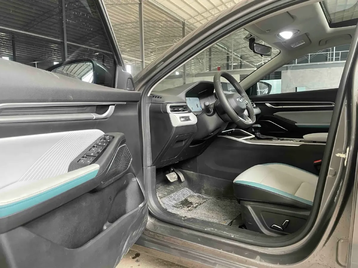 2022 Geely Emgrand 1.5L 114HP L4 CVT,autocango,china used car exporter,china ev exporter,chinese used car exporter,chinese used ev exporter