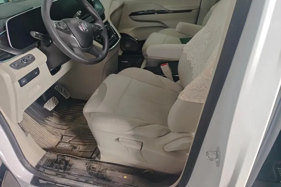 2022 Buick GL8 2.0T 237HP L4 9AT,autocango,china used car exporter,china ev exporter,chinese used car exporter,chinese used ev exporter