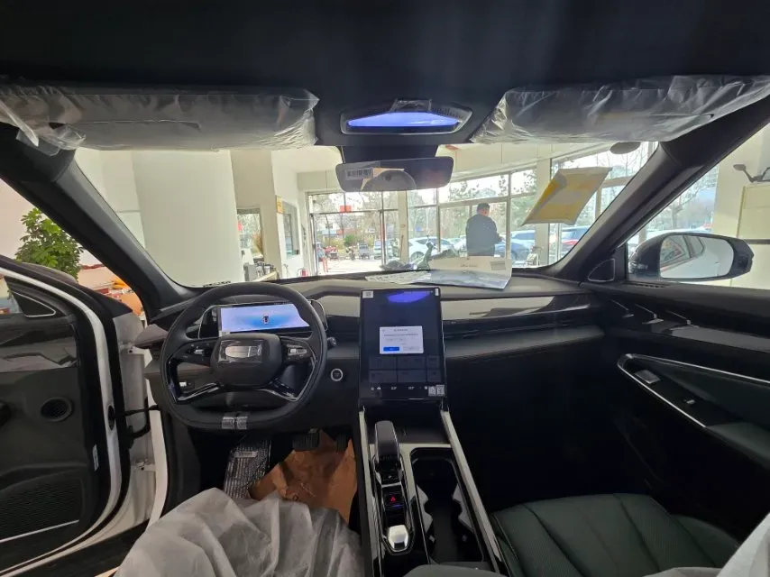 2024 Geely Azkarra 1.5T 181HP L4 7DCT,autocango,china used car exporter,china ev exporter,chinese used car exporter,chinese used ev exporter